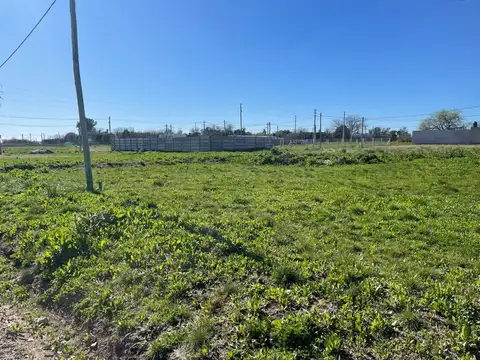 LOTE EN VENTA EN SICARDI ALAMBRADO