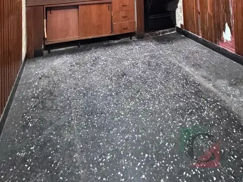 Depto Tipo Casa en Venta en Lanus Oeste, USD 35.000