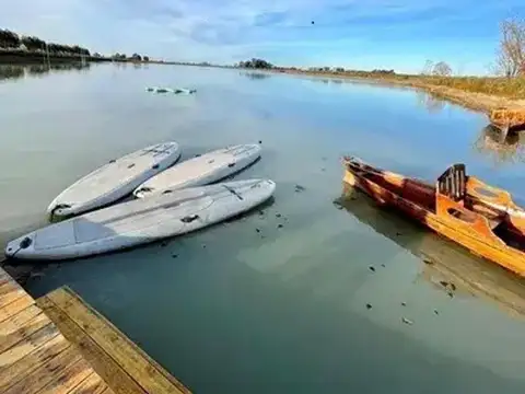 Tu refugio natural en Laguna de las Pampas – lote con alma
