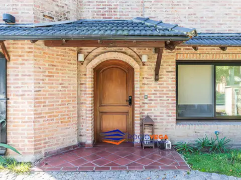 Casa en Venta en Countries y Barrios Cerrados en Moreno, USD 350.000