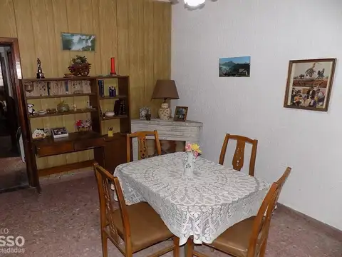 CASA 3 AMBIENTES c/ DEPENDENCIAS