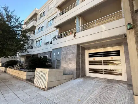 VENDE 3 AMB CON BALCON ATERRAZADO Y 3 COCHERAS - VILLA GRAL MITRE - APTO CREDITO