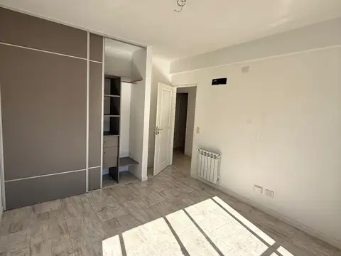 Departamento en Venta con 3 cocheras