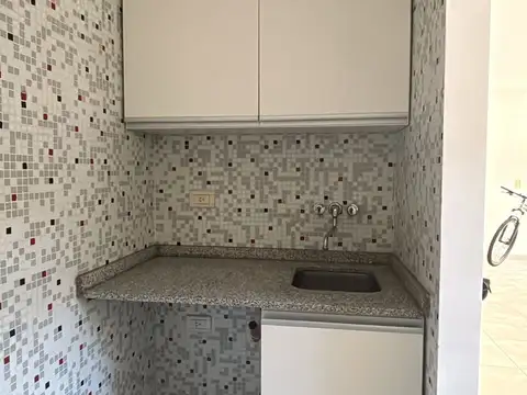 Departamento en Alquiler en Florida Mitre/Este, $ 1.100.000