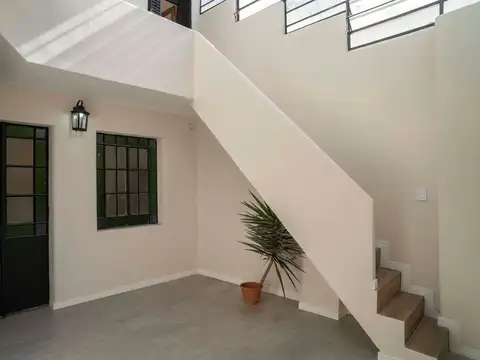 VENTA PASILLO DOS DORMITORIOS RECICLADO ABASTO
