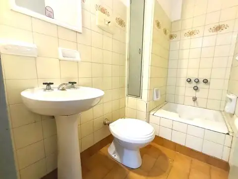 VENTA DEPARTAMENTO I DORM CON PATIO PROPIO CENTTRO