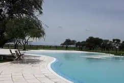 Áreas comunes sum, piscina, gimnasio, club-house, juegos en el Barrio cerrado, Siete Soles