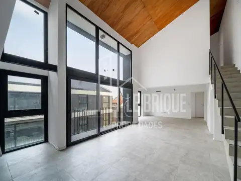 Hipolito Yrigoyen 2900, Piso 3°