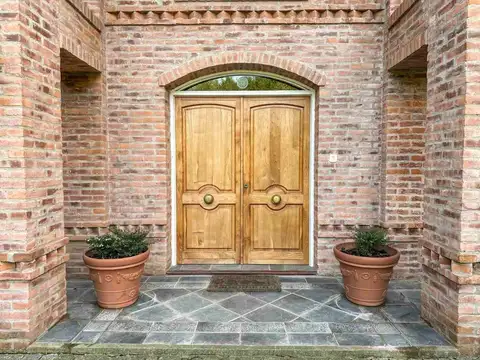 Casa 6 ambientes con 3 baños