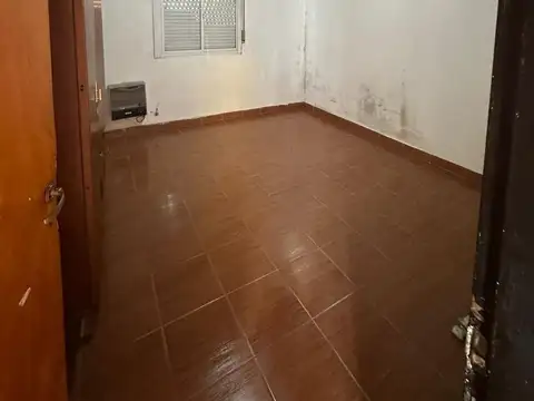 Casa 2 ambientes con 1 baño