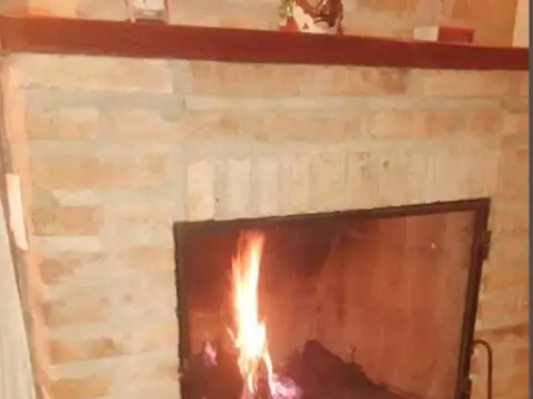 Casa 3 ambientes con 2 baños