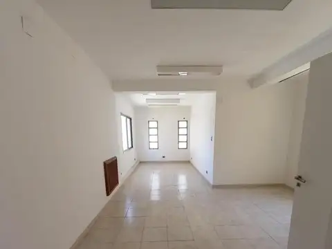 Avenida Rivadavia 900