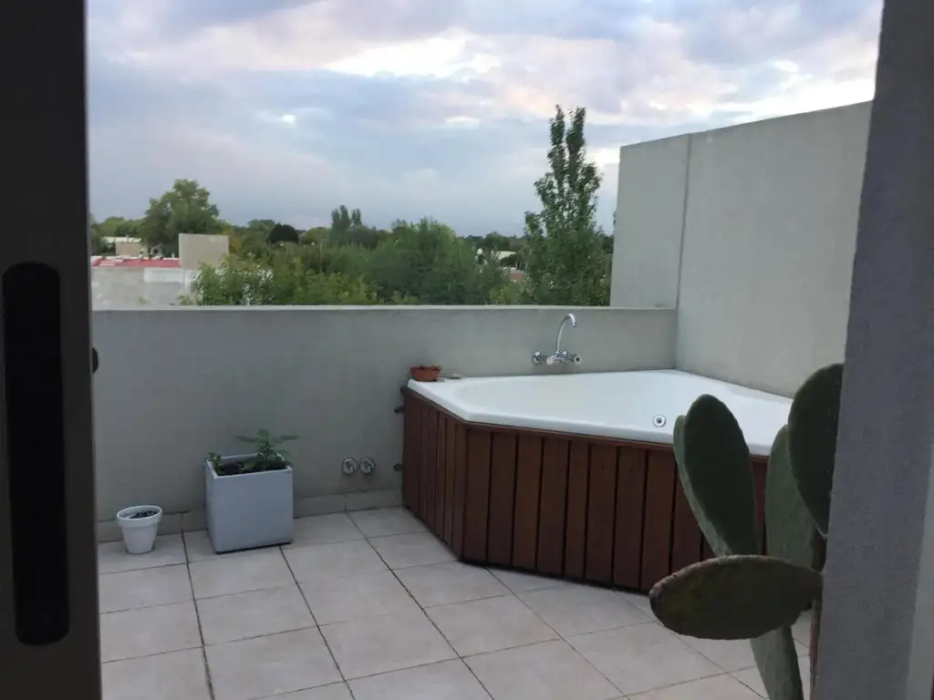 Departamento en Venta con cochera