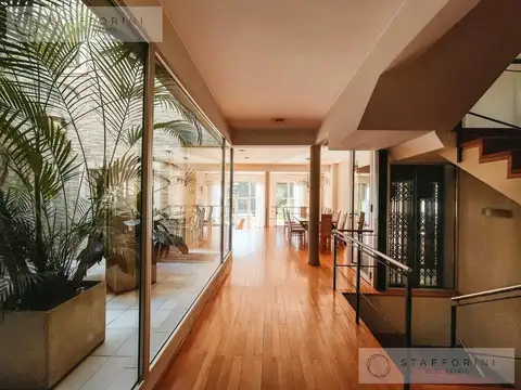 Casa de 7 ambientes con pileta en Alquiler - Bajo Belgrano / Belgrano Chico