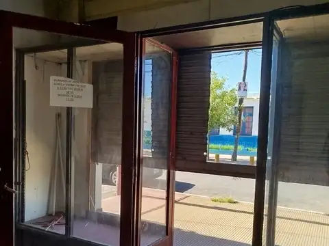 Local en Venta en Paso del Rey, USD 35.000