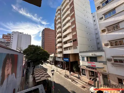 Departamento en Venta de 6 ambientes