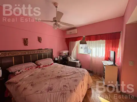 Departamento en Venta en Flores, USD 228.000