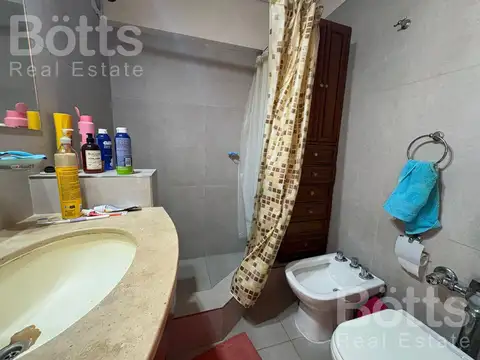 Departamento 4 ambientes con 3 baños