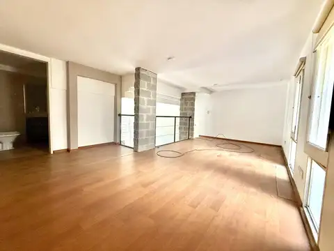 Depto Tipo Casa en Venta de 1 dormitorio