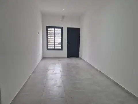Depto Tipo Casa en Alquiler de 1 dormitorio