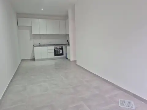 Depto Tipo Casa en Alquiler en Gerli, $ 600.000