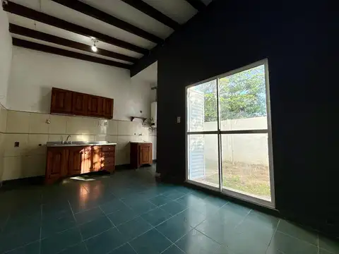 Depto Tipo Casa en Venta de 3 ambientes