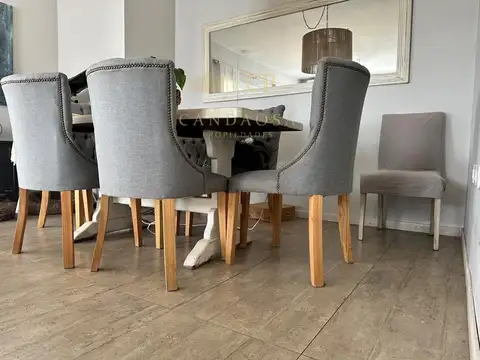 Casa en Venta con 5 cocheras