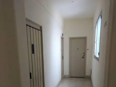 Departamento en Venta en Flores, USD 99.000