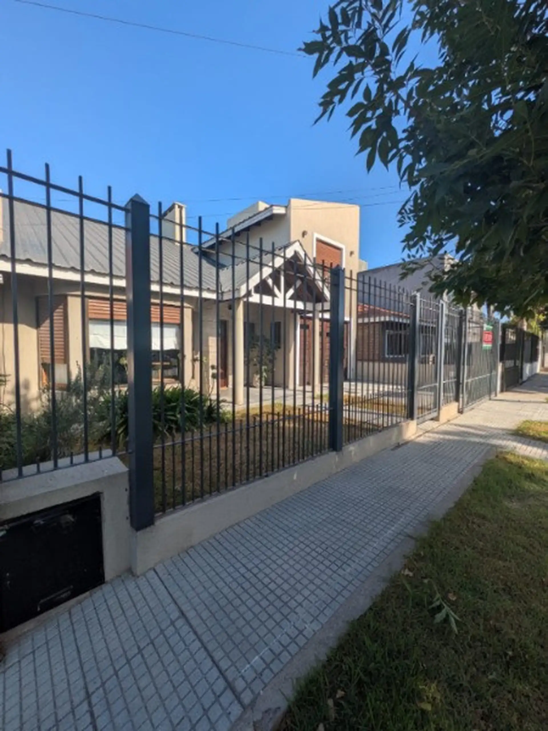 Chalet 4 ambientes - Colinas de Peralta Ramos