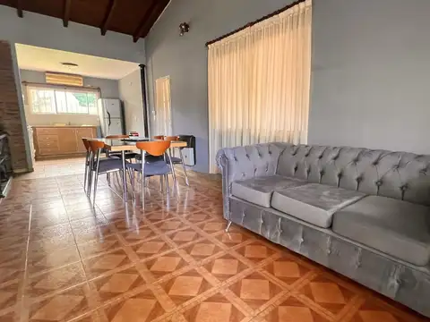 Casa en Venta con 4 cocheras