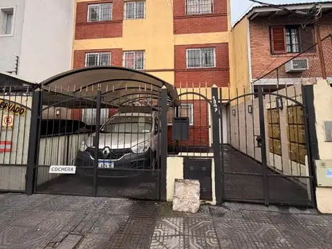 Depto Tipo Casa en Venta de 2 ambientes