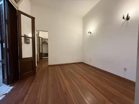 Depto Tipo Casa 8 ambientes con 5 baños