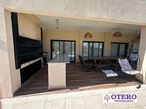 Casa en Venta en Lagos De Canning, USD 420.000
