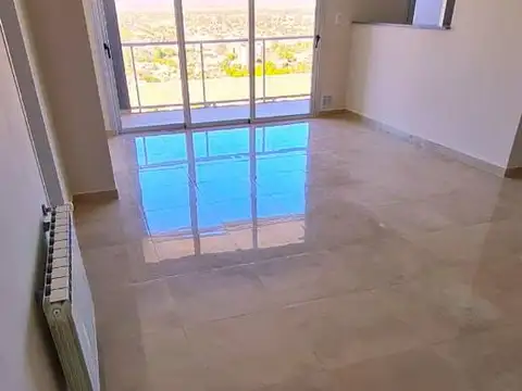 Departamento 7 ambientes con 2 baños
