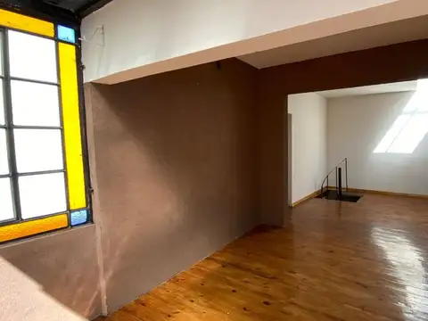 Depto Tipo Casa en Venta de 5 ambientes