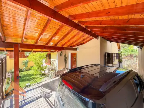 Casa 5 ambientes con 2 baños