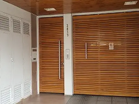 2 AMBIENTES AMPLIOS CON BALCON proximo estacion sobre  F. AMEGHINO AL 2800