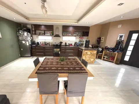 Casa en Venta 3 ambientes Villa Luzuriaga Patio