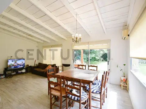 Casa 4 ambientes con 1 baño