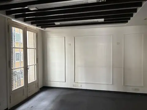 Oficina en Alquiler 96 años