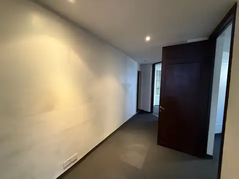 Oficina Monoambiente con 2 baños