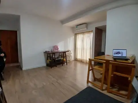 EN VENTA DOS AMBIENTES BELGRANO BAJAS EXPENSAS  