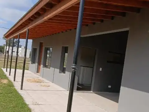 VENTA CASA EN MERCEDES B.