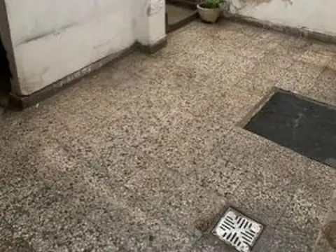 Depto Tipo Casa en Venta en Ramos Mejía, USD 125.000