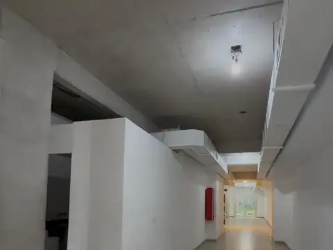 LOCAL COMERCIAL BARRIO CHINO
