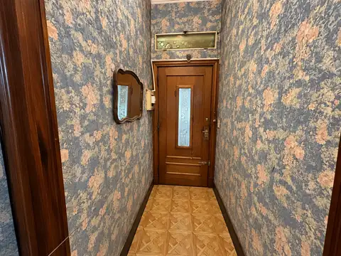 Lavalle 2500, Piso 2