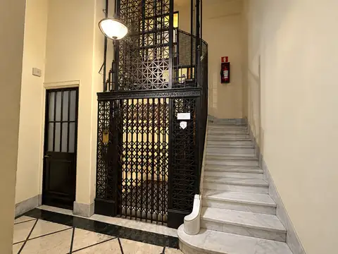 VENTA DEPARTAMENTO 3 AMBIENTES AL FRENTE  EN ONCE