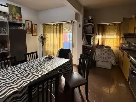 Depto Tipo Casa en Venta en Moron, USD 150.000