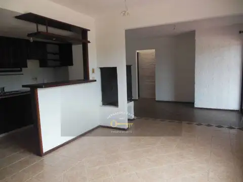 Depto Tipo Casa en Venta de 4 ambientes