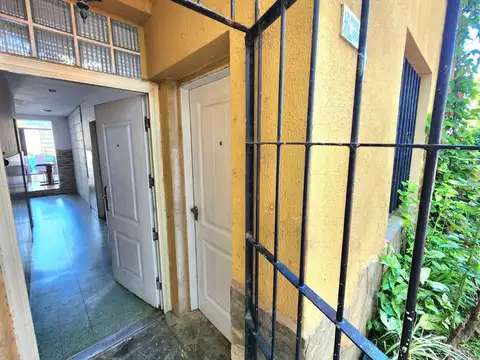 Depto Tipo Casa en Venta en Saavedra, USD 215.000